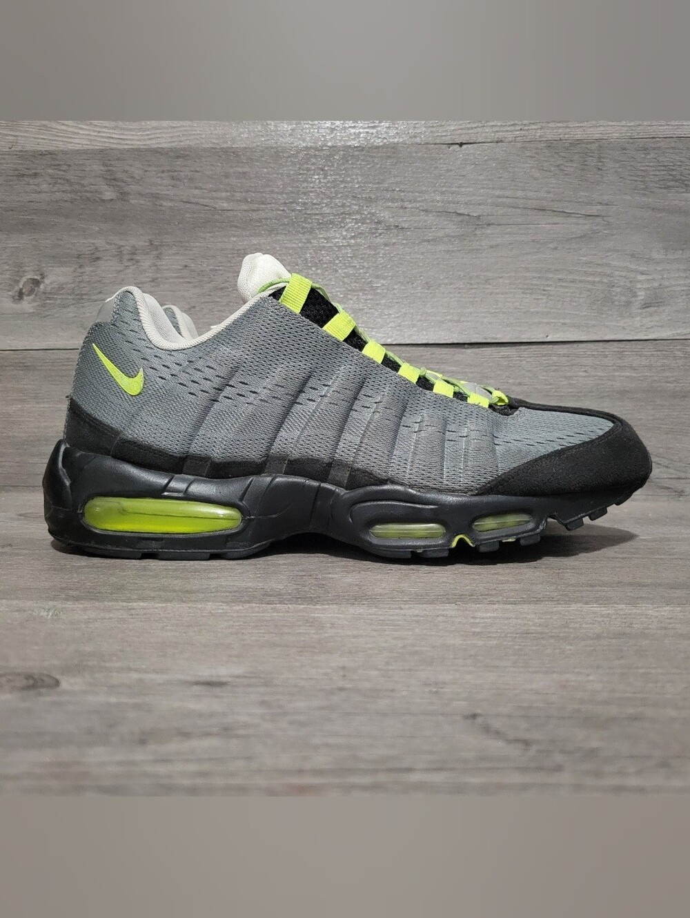 Nike Air Max 95 EM Volt Size 13 Mens Grey Green Neon 2012 554971-031